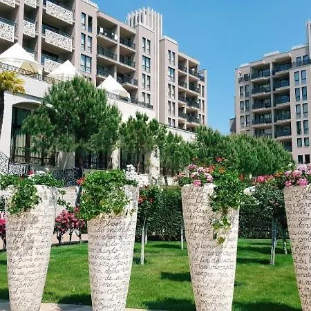 Апартамент Barcelo Royal Private *