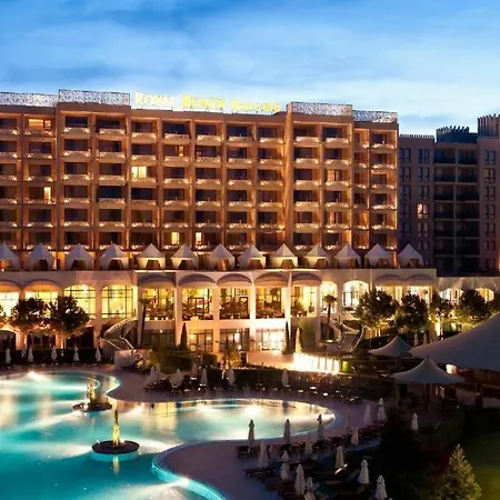 Barcelo Royal Private Апартамент *